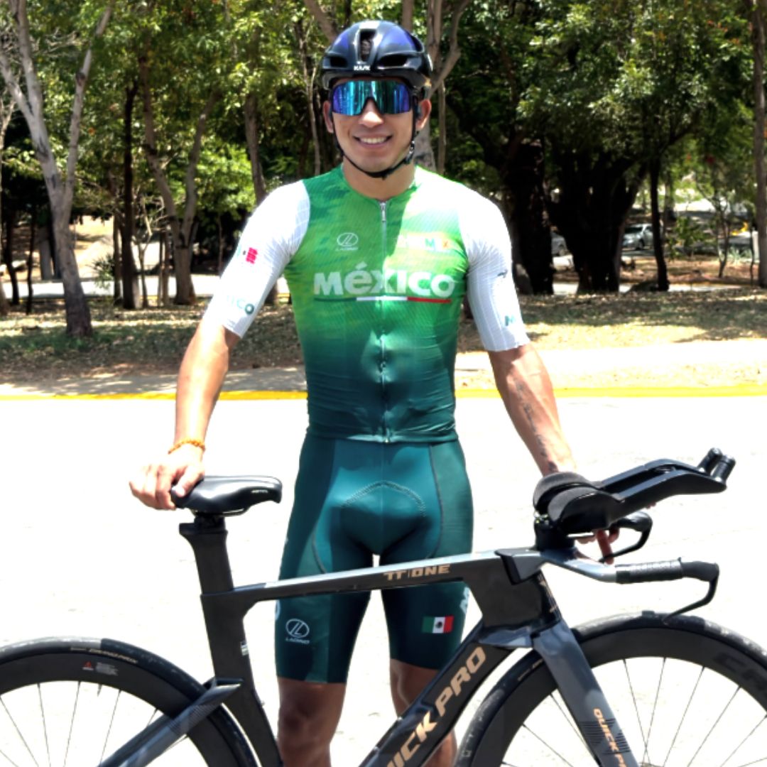 Edgar Cadena, ciclista mexicano